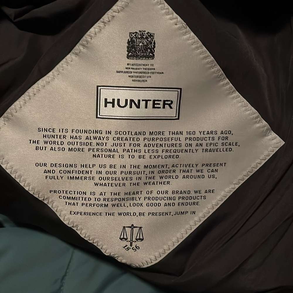 Hunter Packable Puffer Full Zip Coat - Picture 9 of 10